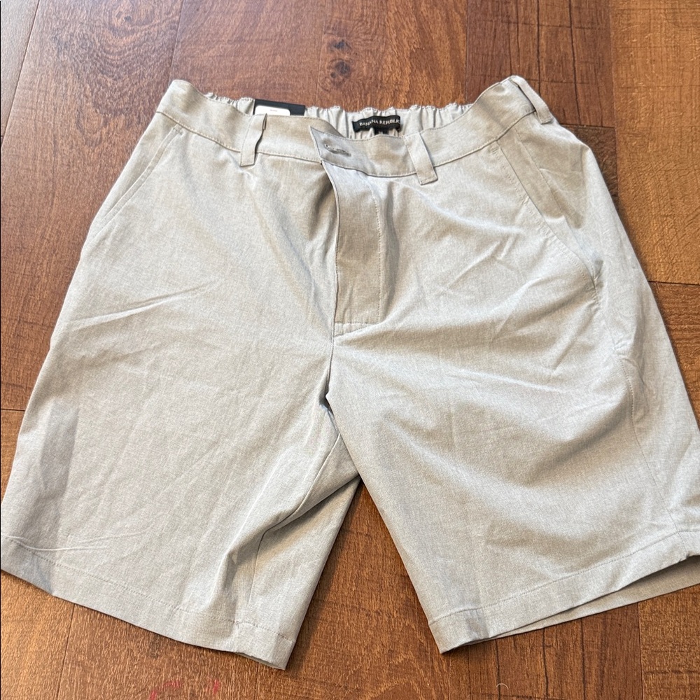 Banana Republic Men's Light Gray Flat-Front Shorts